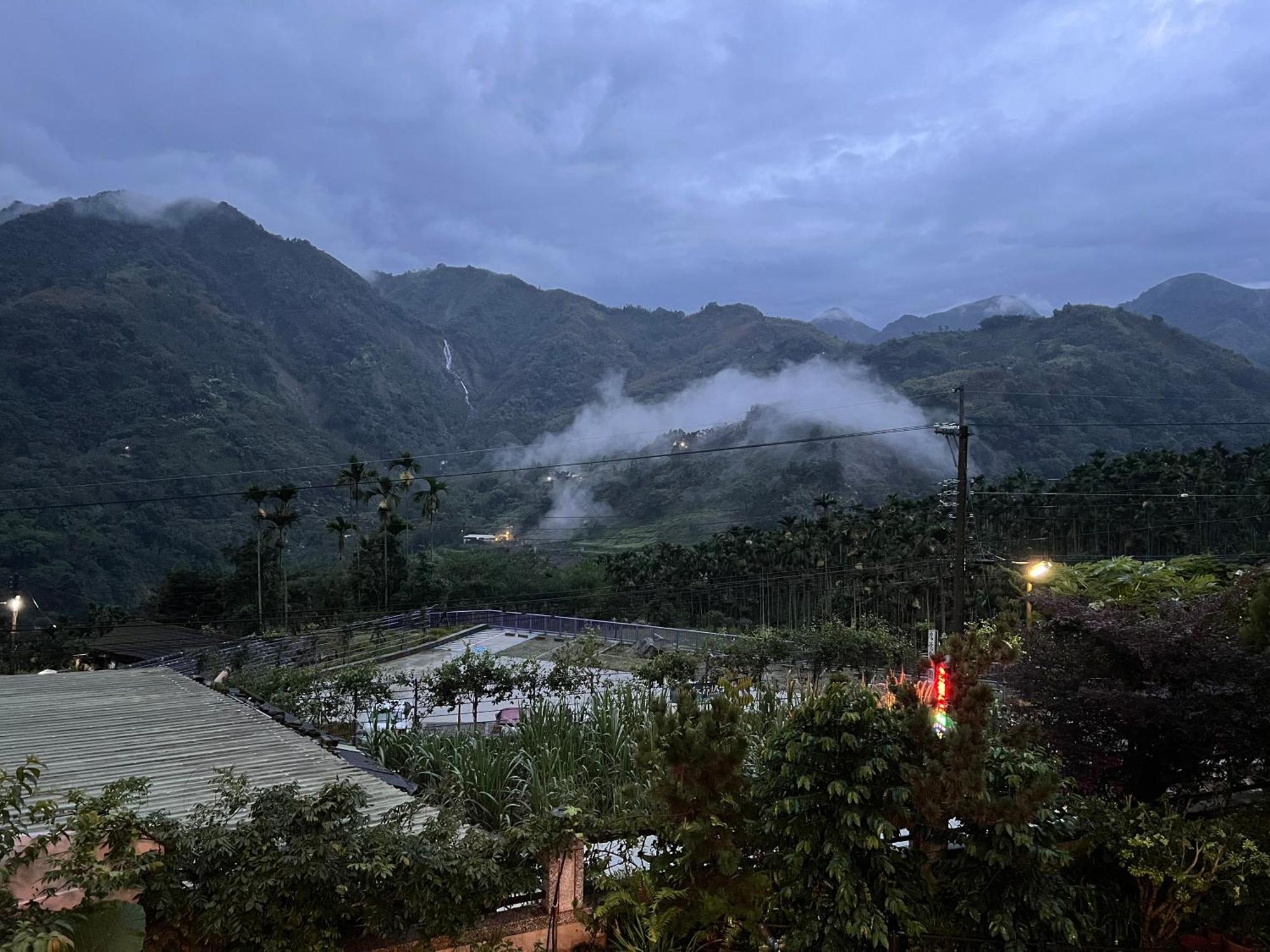 Apartamento De Ren Tea Gardens Meishan Exterior foto